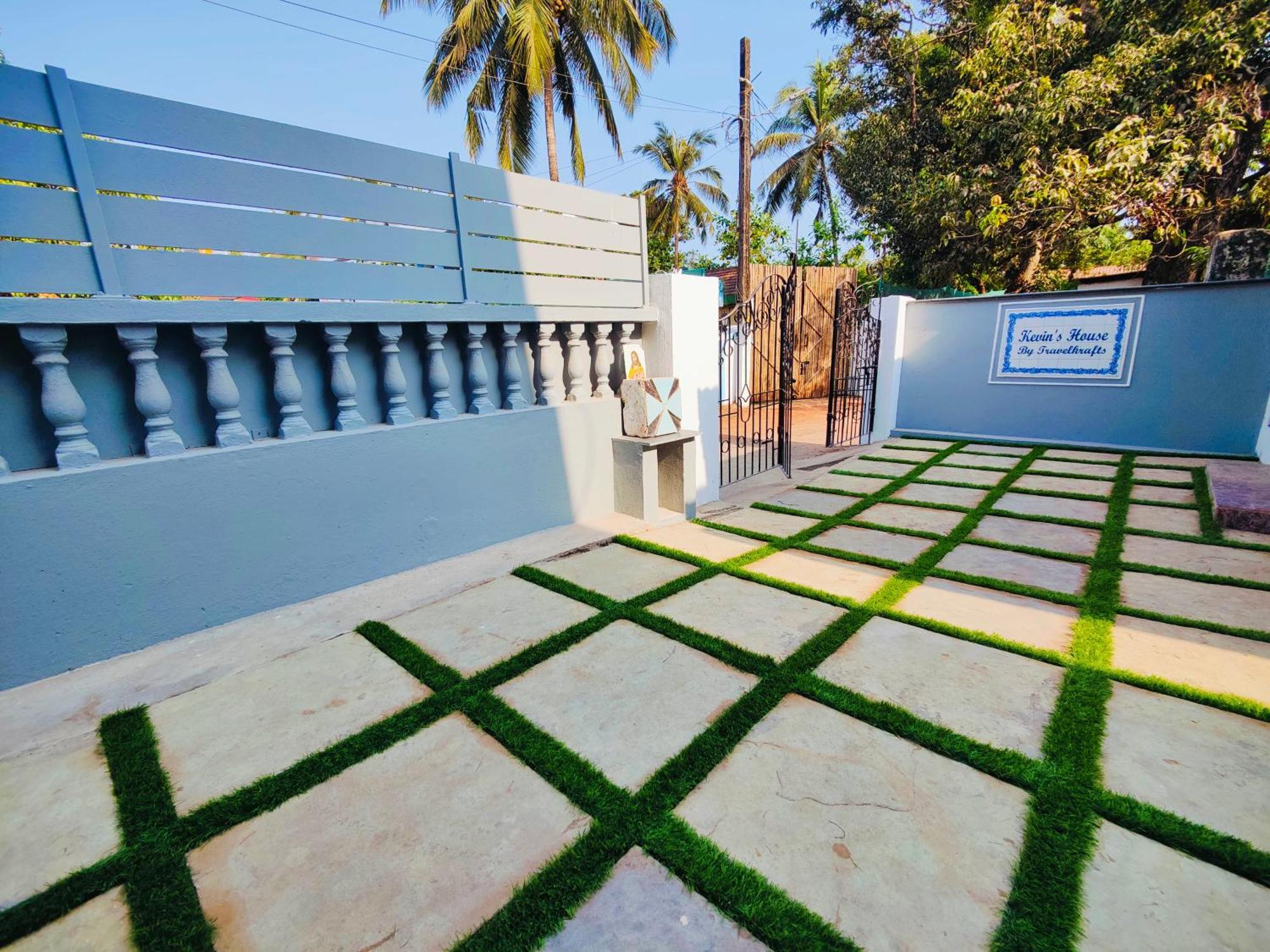 Kevin'S House By Travelkrafts Hotel Anjuna Exterior photo