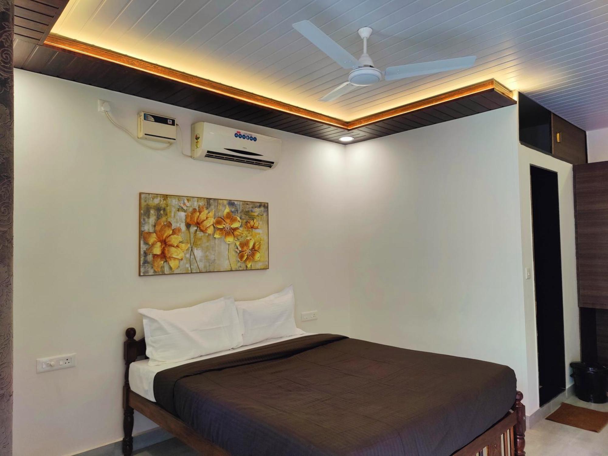 Kevin'S House By Travelkrafts Hotel Anjuna Exterior photo