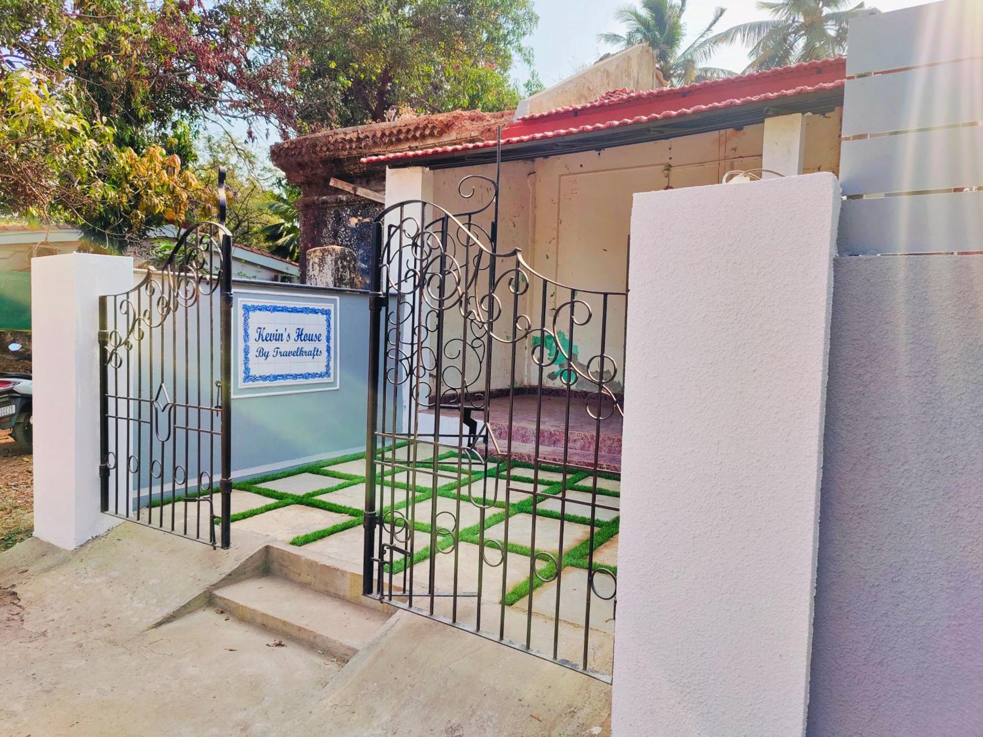 Kevin'S House By Travelkrafts Hotel Anjuna Exterior photo